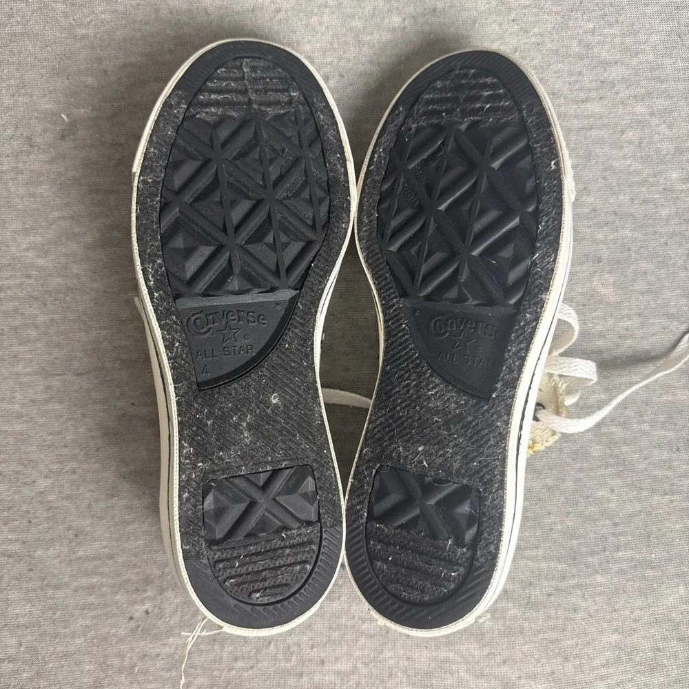 CONVERSE CHUCK  TAYLOR WOMEN'S ALL STAR DISTRESSED RAW EDGE‎ SNEAKERS SIZE 6 - Picture 8 of 10